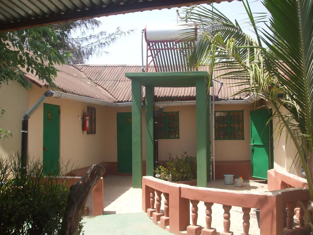 Camping-Sukuta & Lodge Exterior photo