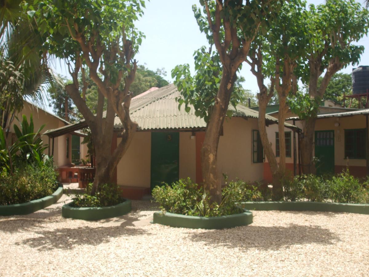 Camping-Sukuta & Lodge Exterior photo